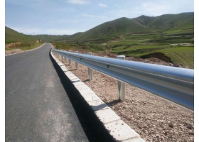 昌吉回族自治州公路波形护栏工程